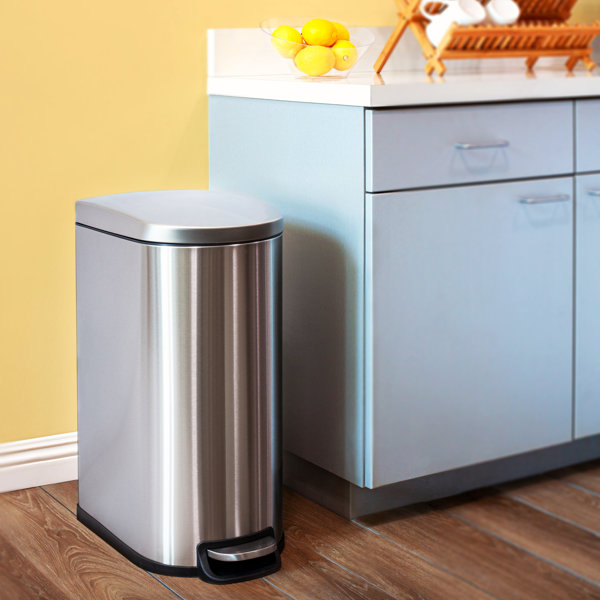 Qualiazero Stainless Steel Step On Trash Can & Reviews Wayfair
